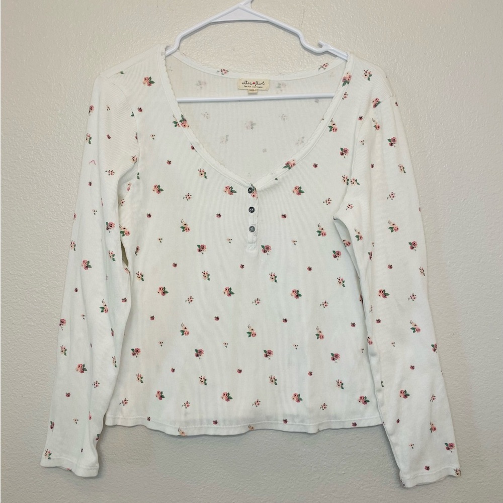 Ultra Flirt Juniors Scallop-Edge Floral Print Cotton White Henley Top Size XL